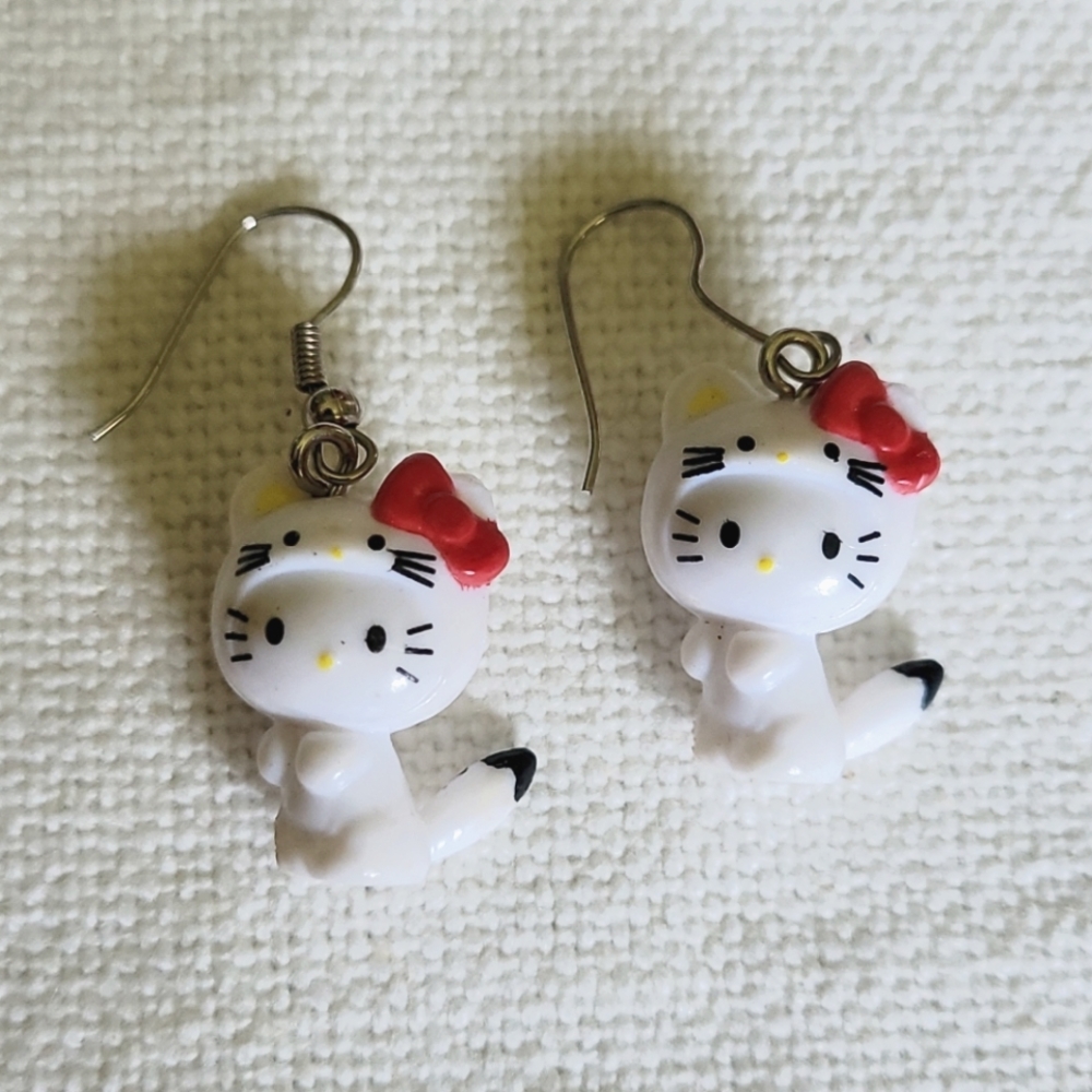 Hello Kitty Earrings